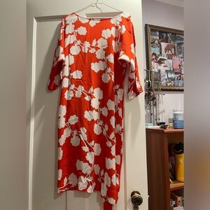 Perfect condition 100% silk Diane von Furstenberg orange flower blossom dress